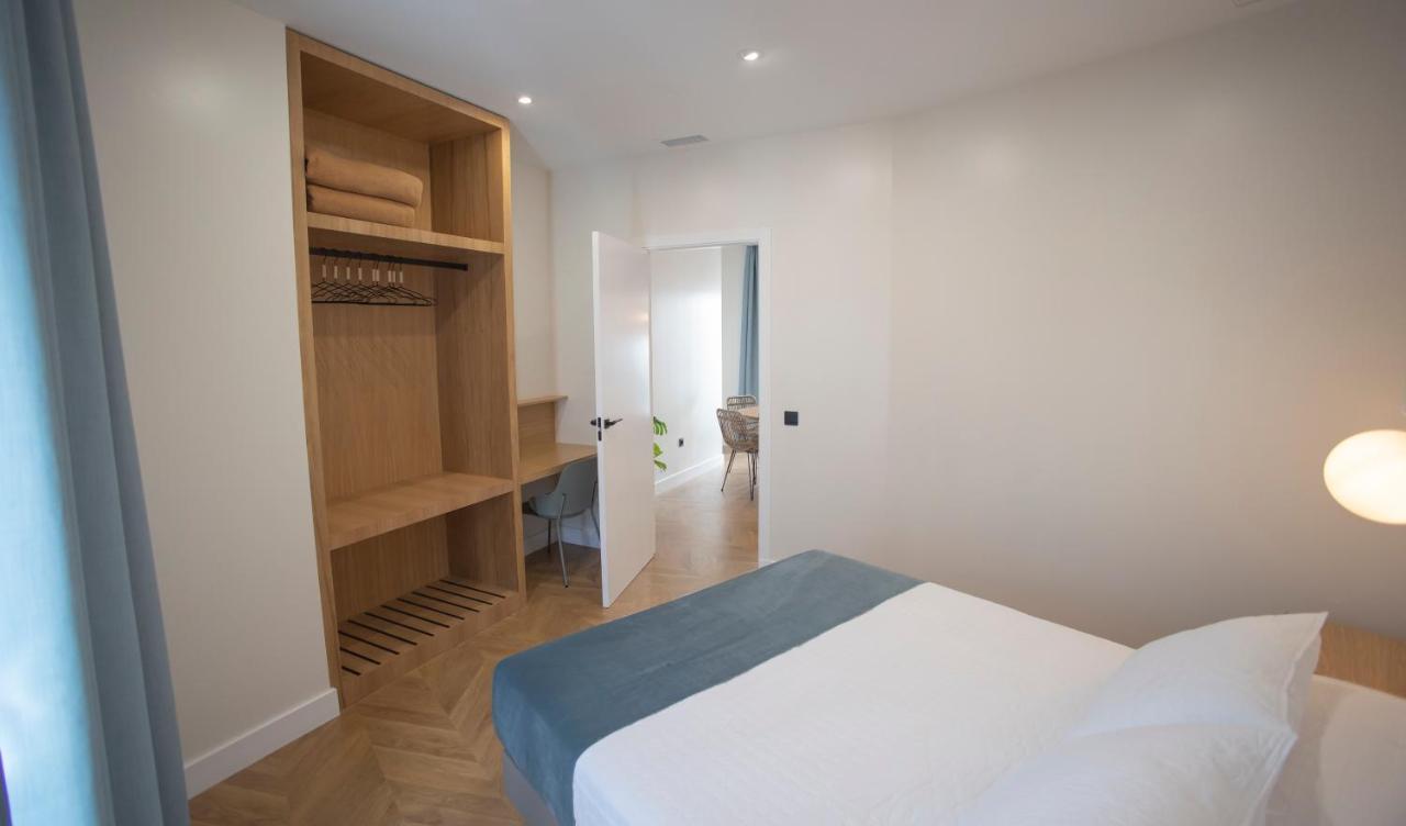 Oikos Apartamentos Turisticos 莫内斯特里奥 外观 照片